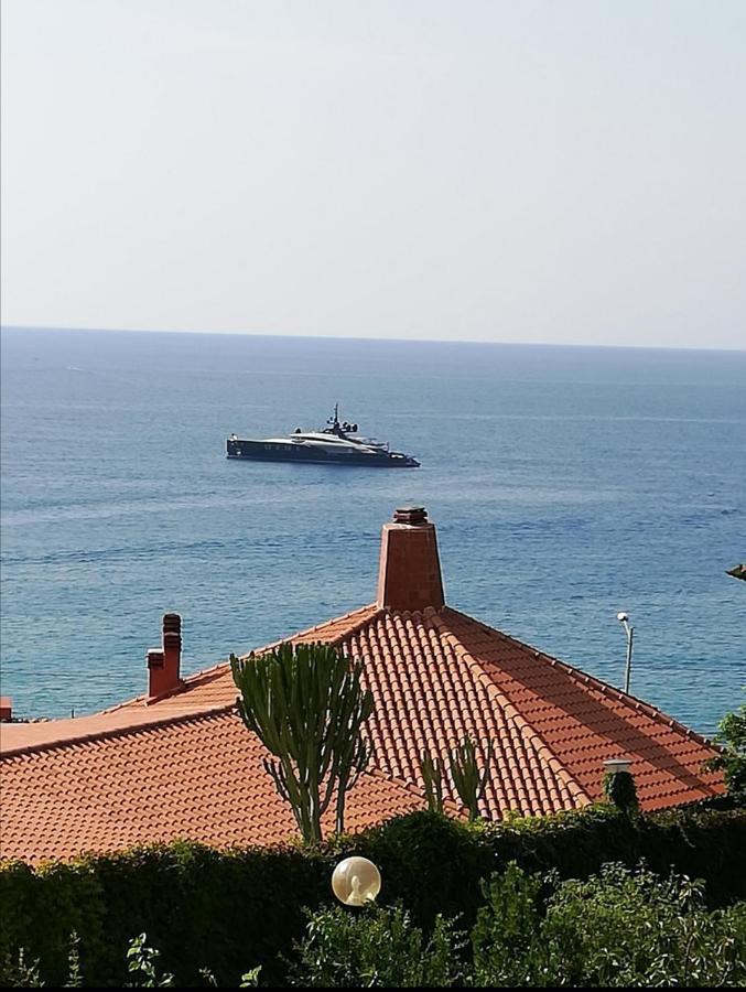 Casa Di Giorgio-Fronte Spiaggia Pizzo Kültér fotó