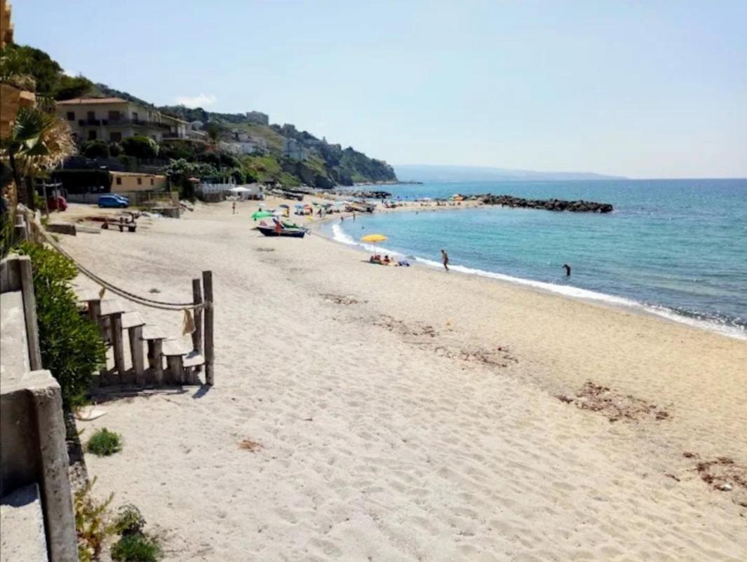 Casa Di Giorgio-Fronte Spiaggia Pizzo Kültér fotó