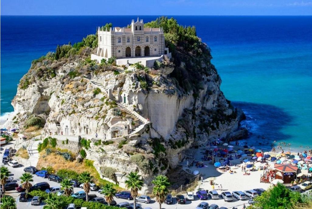 Casa Di Giorgio-Fronte Spiaggia Pizzo Kültér fotó